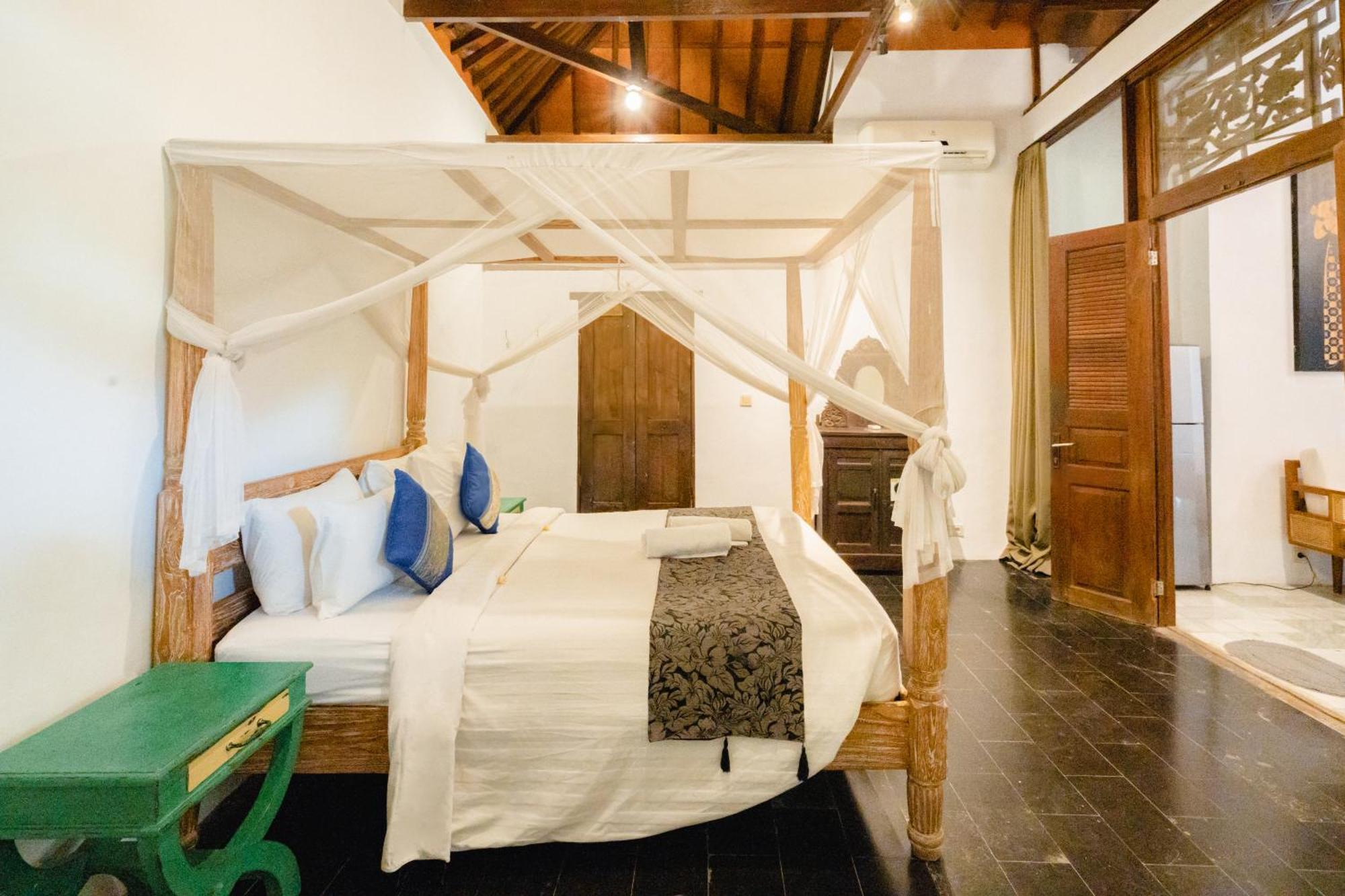 Villa Etnik Seminyak 외부 사진