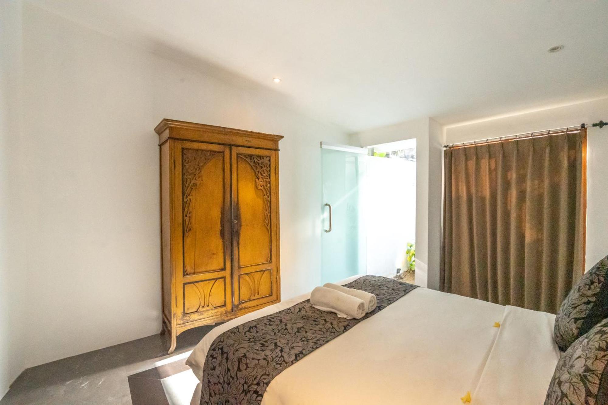 Villa Etnik Seminyak 외부 사진