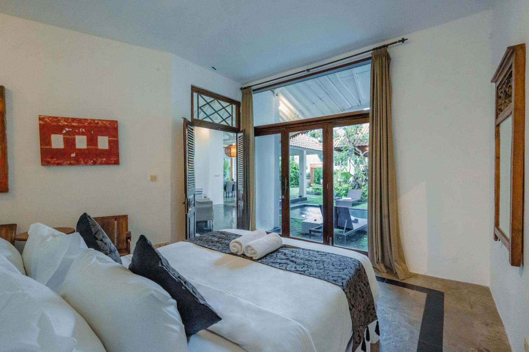 Villa Etnik Seminyak 외부 사진