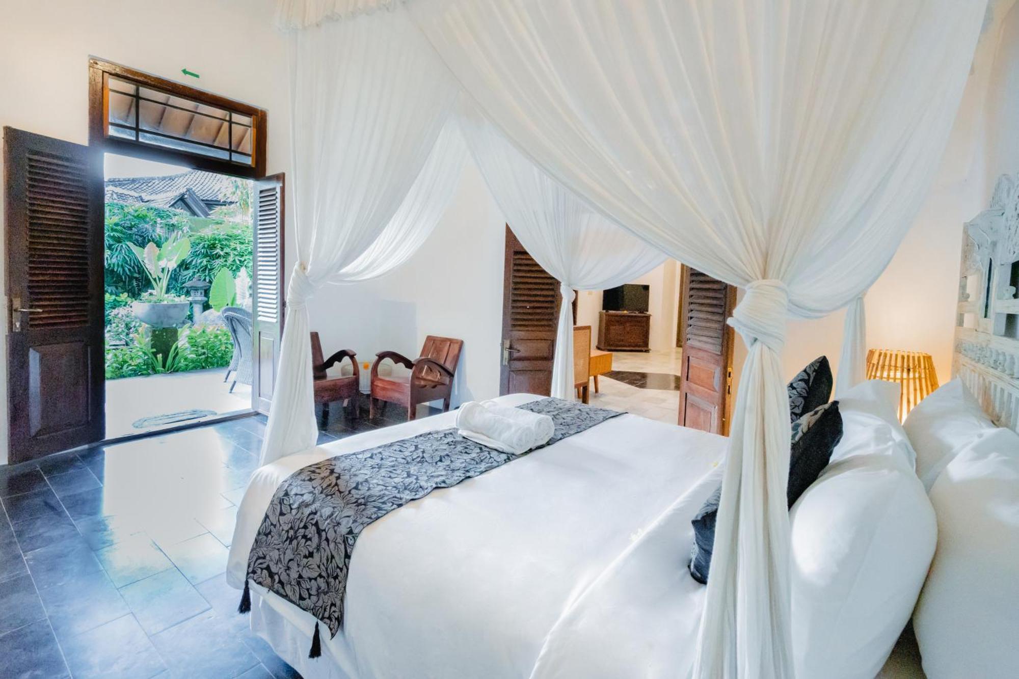 Villa Etnik Seminyak 외부 사진